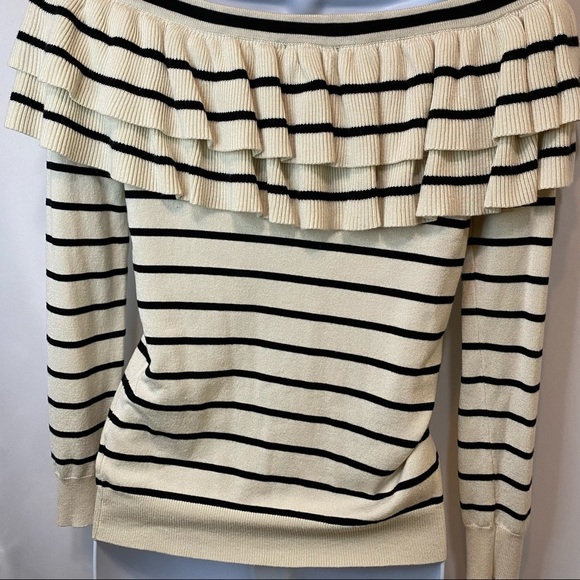 Lumiere Ruffled Collar Off Shoulder Stripped Long Sleeve Top Size Small - Picture 4 of 8